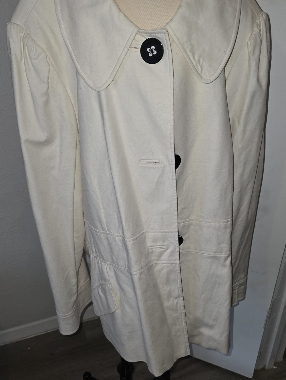 Chaus Cream Blazer with Contrast Black Buttons